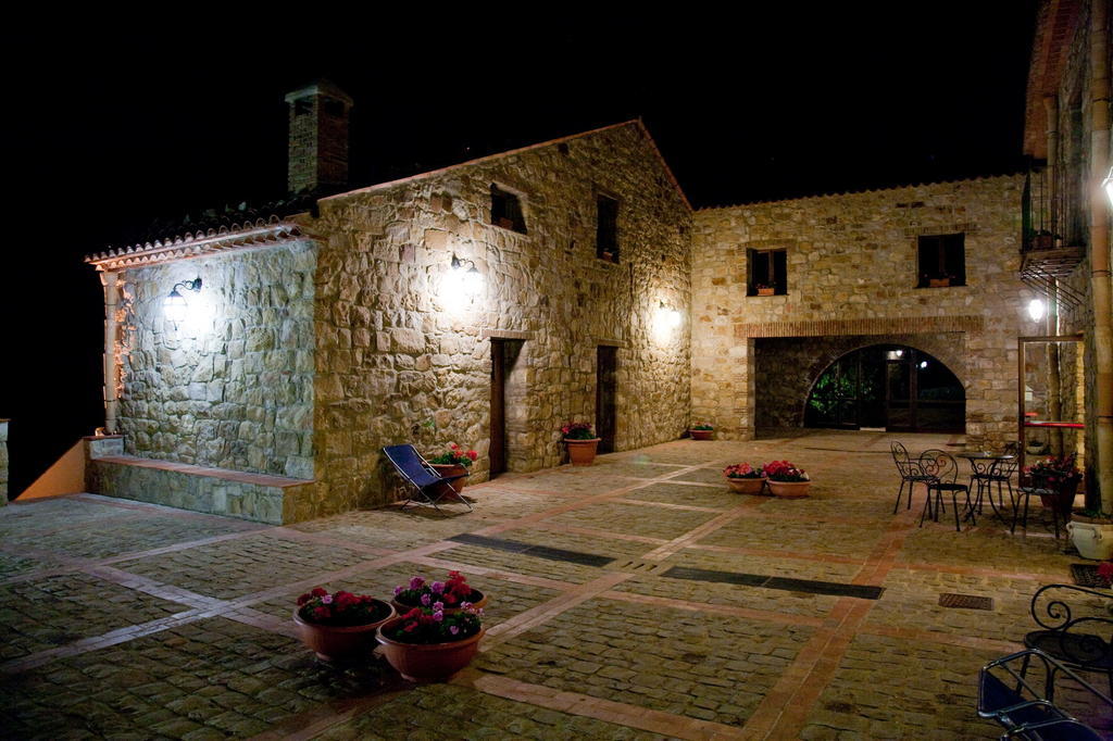 Masseria Rocca Di Gonato Кастельбуоно Екстер'єр фото